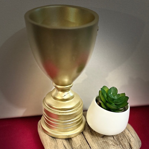 Best Papa Ever Trophy Cup - Picture 3 of 3